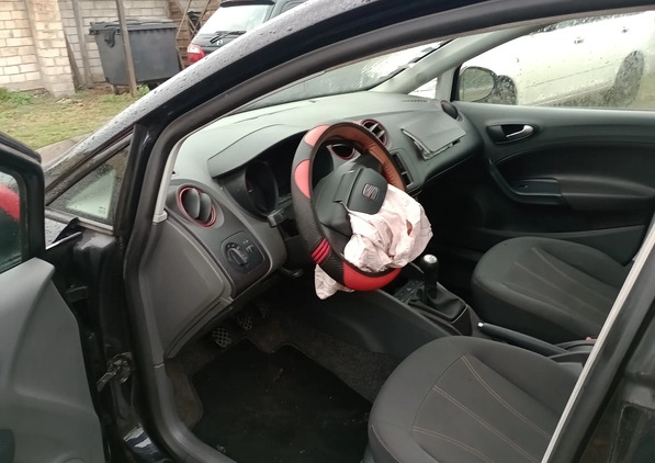 Seat Ibiza cena 6300 przebieg: 210000, rok produkcji 2010 z Warszawa małe 29